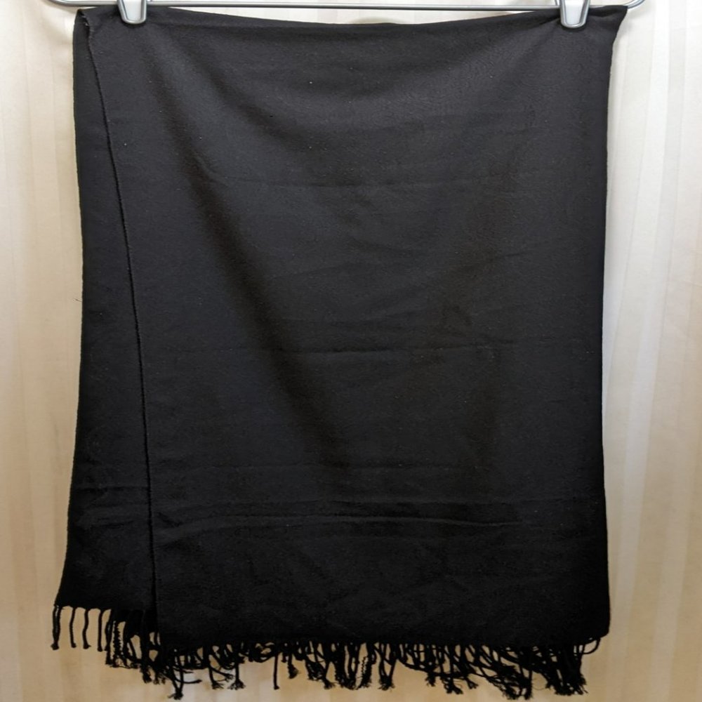 Casual Corner Annex Wrap